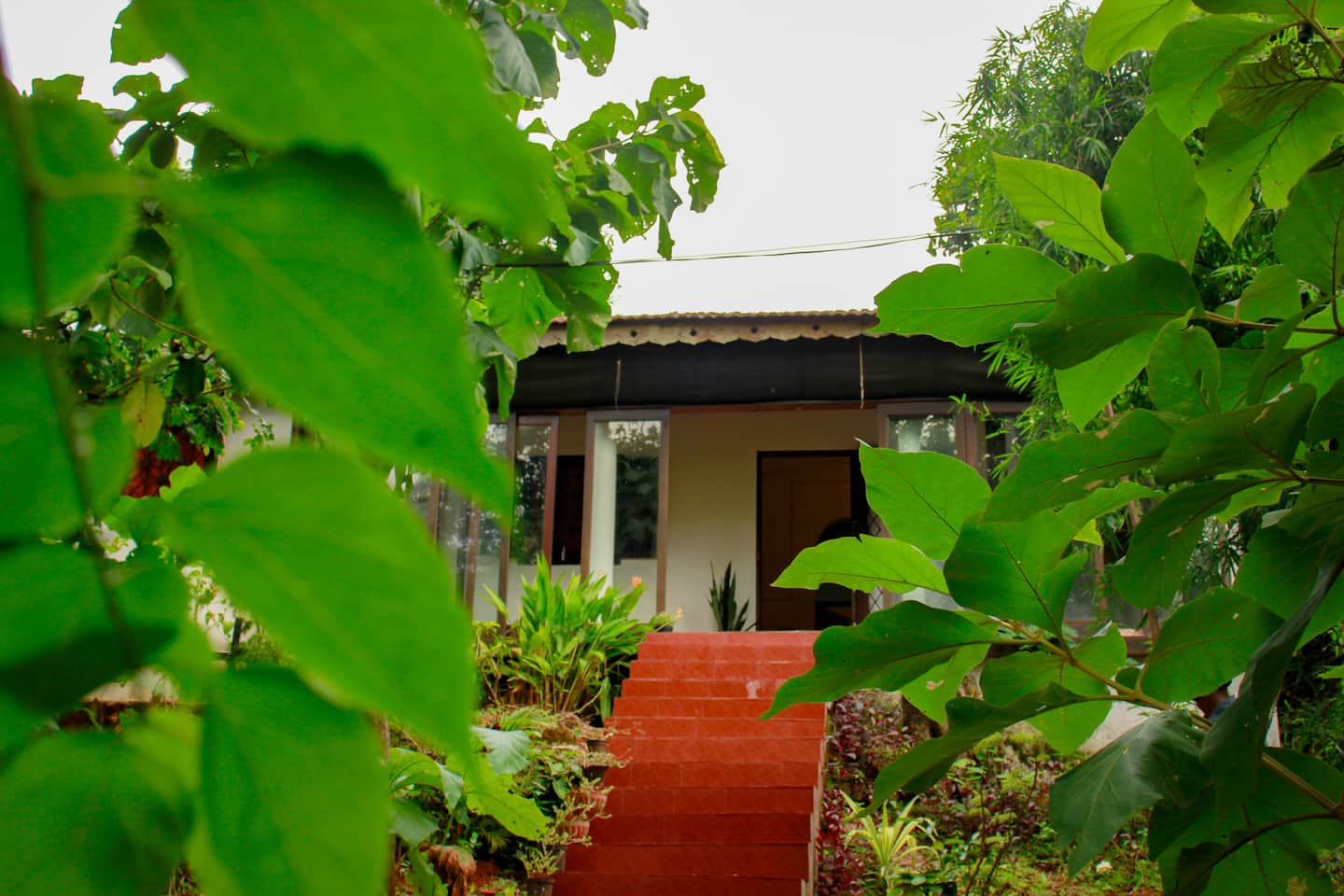Swakaash Home